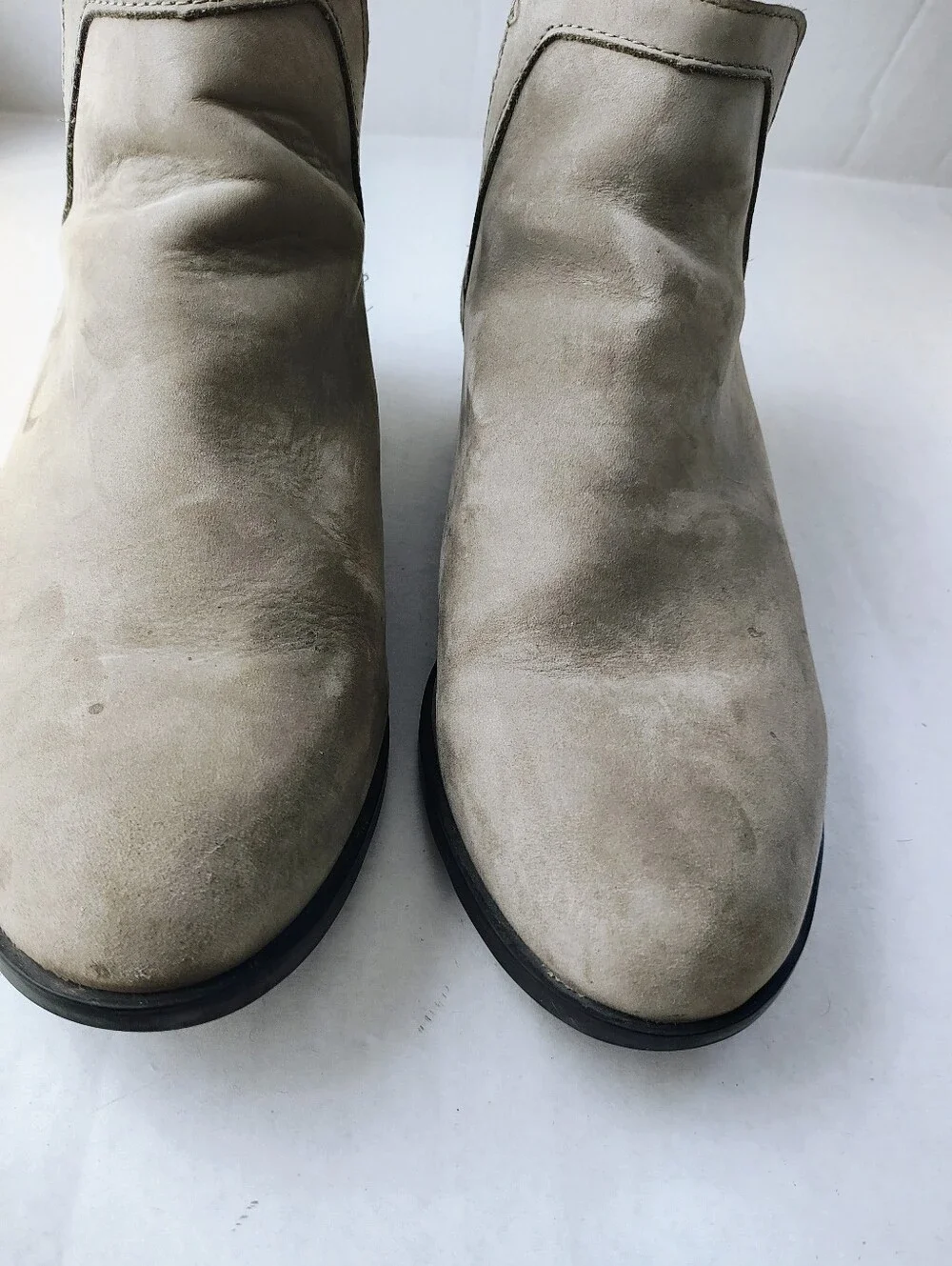 Sorel Lolla ll Cut-out Suede Ankle Booties Women's Sz 12